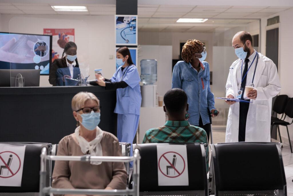 Zdravotní péče ve Spojených státech amerických patří k nejdražším na světě.